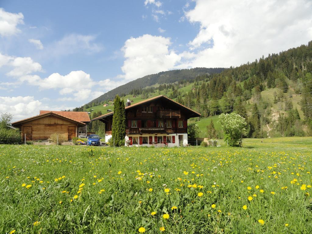 Casa Antica Apartment Gstaad Exterior photo